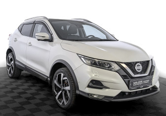 Подержанный автомобиль Nissan Qashqai 2019 года (3 фото)