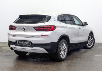 Подержанный автомобиль BMW X2 2021 года (5 фото)
