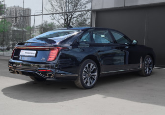 Новый Hongqi H9 2024 (4 фото)