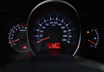 Подержанный автомобиль Kia Rio Sedan 2012 года (10 фото)