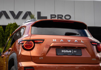 Подержанный автомобиль Haval H7 2025 года (25 фото)