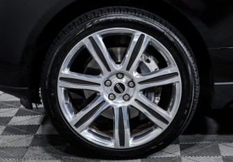 Подержанный автомобиль Land Rover Range Rover 2014 года (15 фото)