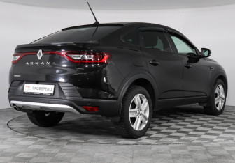 Подержанный автомобиль Renault Arkana 2019 года (5 фото)