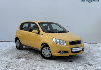 Подержанный автомобиль Chevrolet Aveo Hatchback 2009 года (3 фото)