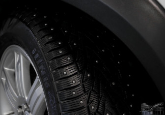 Подержанный автомобиль Land Rover Discovery 2013 года (28 фото)