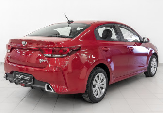 Подержанный автомобиль Kia Rio Sedan 2021 года (5 фото)