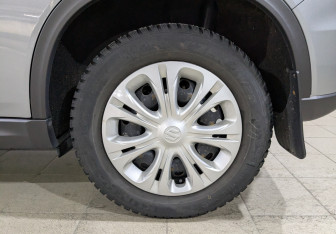 Подержанный автомобиль Suzuki Vitara 2016 года (12 фото)