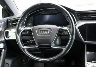 Подержанный автомобиль Audi A7 2019 года (18 фото)