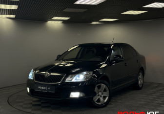 Подержанный автомобиль Skoda Octavia Liftback 2012 года (18 фото)