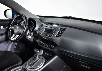Подержанный автомобиль Kia Sportage 2015 года (8 фото)