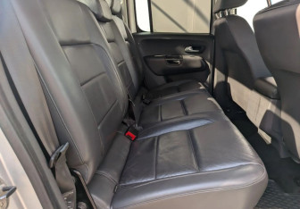 Подержанный автомобиль Volkswagen Amarok 2013 года (10 фото)