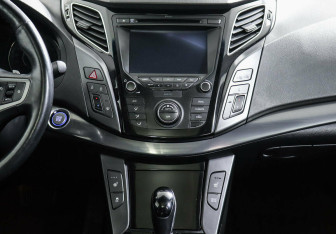 Подержанный автомобиль Hyundai i40 Wagon 2015 года (8 фото)