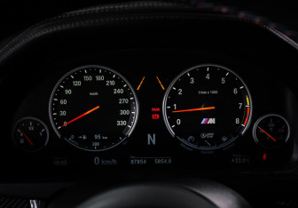 Подержанный автомобиль BMW X6 M 2018 года (16 фото)