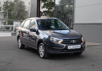 Подержанный автомобиль LADA (ВАЗ) Granta Liftback 2020 года (3 фото)