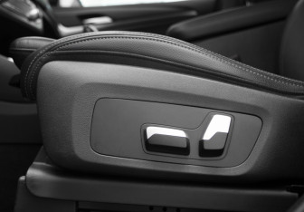 Подержанный автомобиль BMW X3 2017 года (28 фото)