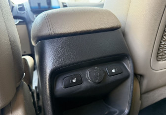 Подержанный автомобиль Kia Sorento 2013 года (12 фото)