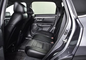 Подержанный автомобиль Honda CR-V 2020 года (15 фото)