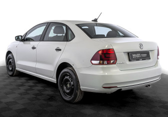 Подержанный автомобиль Volkswagen Polo Sedan 2019 года (7 фото)