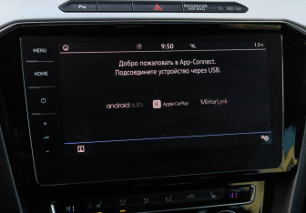 Подержанный автомобиль Volkswagen Passat Wagon 2018 года (23 фото)