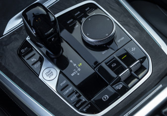 Подержанный автомобиль BMW X5 2019 года (20 фото)