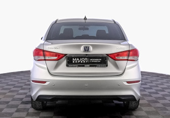 Подержанный автомобиль Changan Alsvin 2023 года (6 фото)