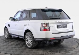 Подержанный автомобиль Land Rover Range Rover Sport 2013 года (7 фото)