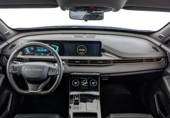 Подержанный автомобиль Exeed LX 2024 года (14 фото)