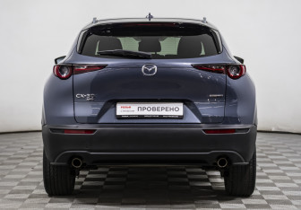 Подержанный автомобиль Mazda CX-30 2021 года (6 фото)