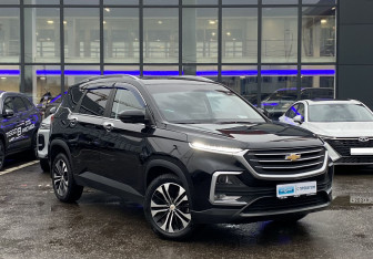 Подержанный автомобиль Chevrolet Captiva 2022 года (3 фото)