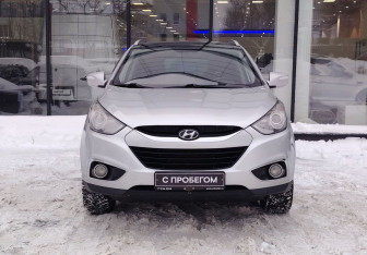 Подержанный автомобиль Hyundai ix35 2011 года (2 фото)
