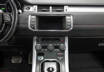 Подержанный автомобиль Land Rover Range Rover Evoque 2012 года (15 фото)