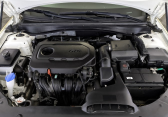 Подержанный автомобиль Kia Optima Sedan 2020 года (9 фото)