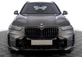 Новый BMW X5 2025 (5 фото)