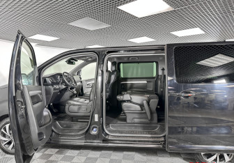 Подержанный автомобиль Citroen SpaceTourer 2018 года (17 фото)