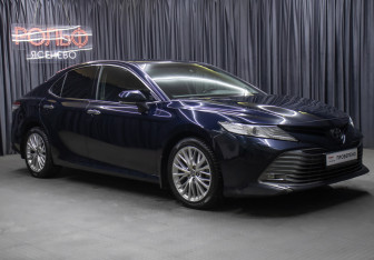 Подержанный автомобиль Toyota Camry Sedan 2020 года (3 фото)