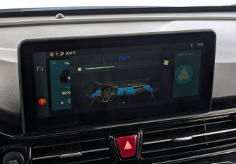 Подержанный автомобиль Москвич 3 2023 года (27 фото)