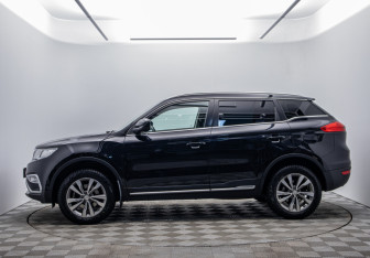 Подержанный автомобиль Geely Atlas 2018 года (8 фото)