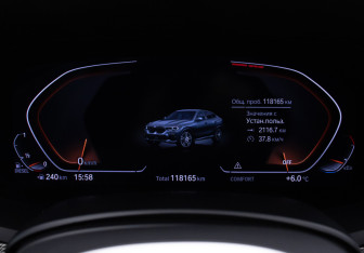 Подержанный автомобиль BMW X6 2020 года (12 фото)