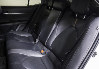 Подержанный автомобиль Toyota Camry Sedan 2020 года (15 фото)