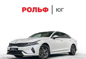 Подержанный автомобиль Kia K5 2021 года (21 фото)