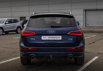 Подержанный автомобиль Audi Q5 2013 года (6 фото)