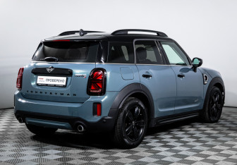 Подержанный автомобиль MINI Countryman 2021 года (5 фото)