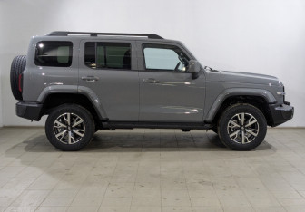 Новый Tank 300 2025 (4 фото)