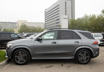 Подержанный автомобиль Mercedes-Benz GLE 2019 года (6 фото)