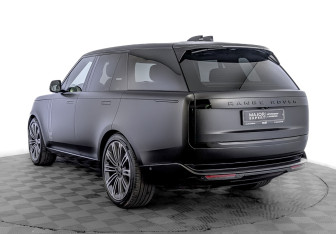 Подержанный автомобиль Land Rover Range Rover 2024 года (7 фото)