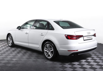 Подержанный автомобиль Audi A4 Sedan 2017 года (7 фото)