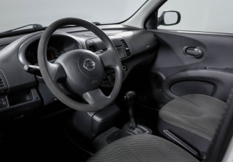 Подержанный автомобиль Nissan Micra Hatchback 2009 года (13 фото)