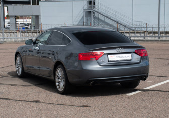 Подержанный автомобиль Audi A5 Liftback 2013 года (7 фото)