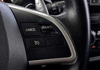 Подержанный автомобиль Mitsubishi Outlander 2014 года (28 фото)