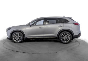 Подержанный автомобиль Mazda CX-9 2018 года (8 фото)